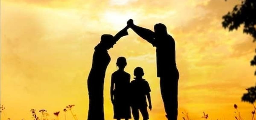 SAĞLIKSIZ AİLELER TOPLUMU TEHDİT EDİYOR!